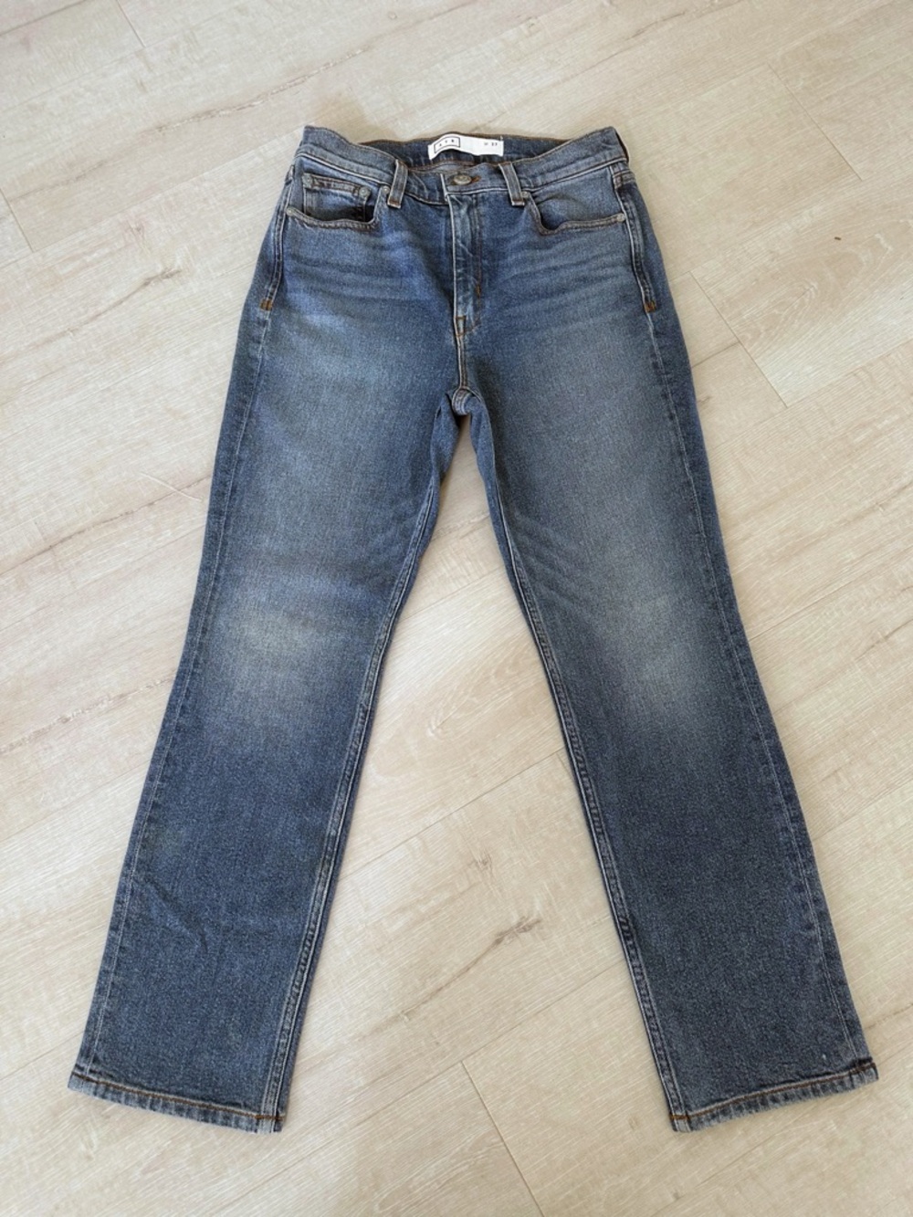 AYR “The Yes Yes Yes” Jeans – Size 27 – Vintage Wash Straight Leg